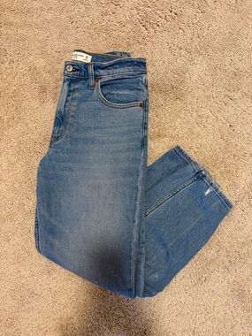 Abercrombie & Fitch Mom Jeans  Size 26